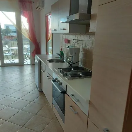 Apartment Lord Tobi